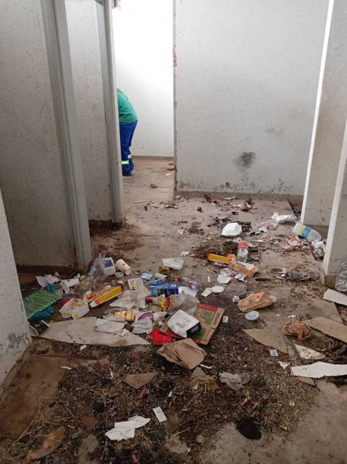 Clean Queenstown Crew Conquers Toughest Public Pool Cleanup Phase