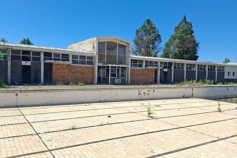 Rotting Komani Public Pool Becomes a Danger Zone for Kids