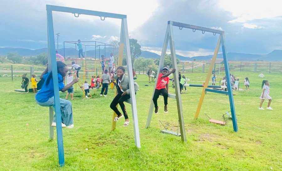 Cacadu Park in Lady Frere Comes Alive With Families on Christmas Day