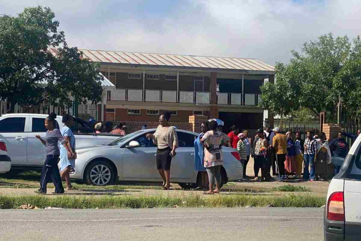 Parents Decide to Halt Operations at Van Coller Primary School Over Safety Concerns