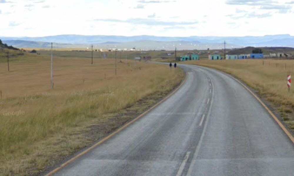 Two Vehicles Collide on R61 between Cofimvaba and Engcobo, Seven Injured