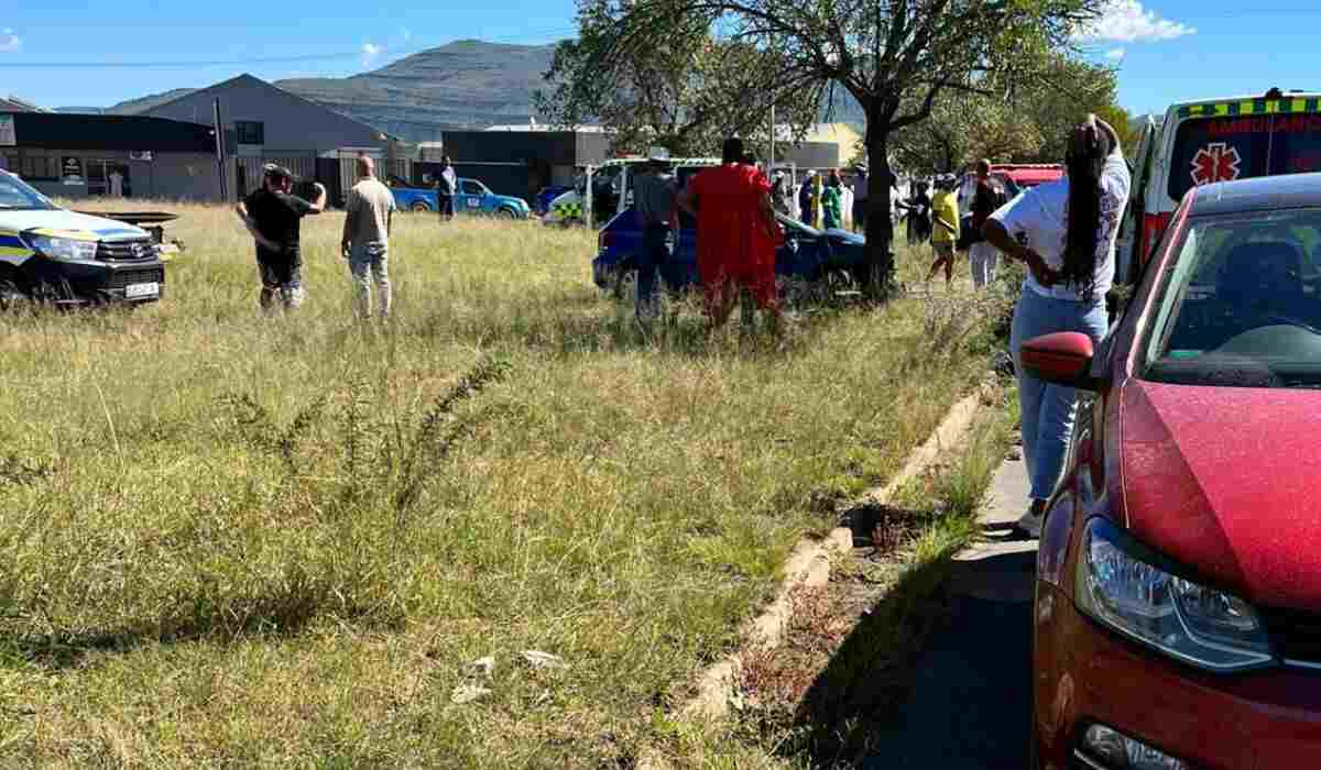 Morning crash on Komani Street leaves three hospitalised