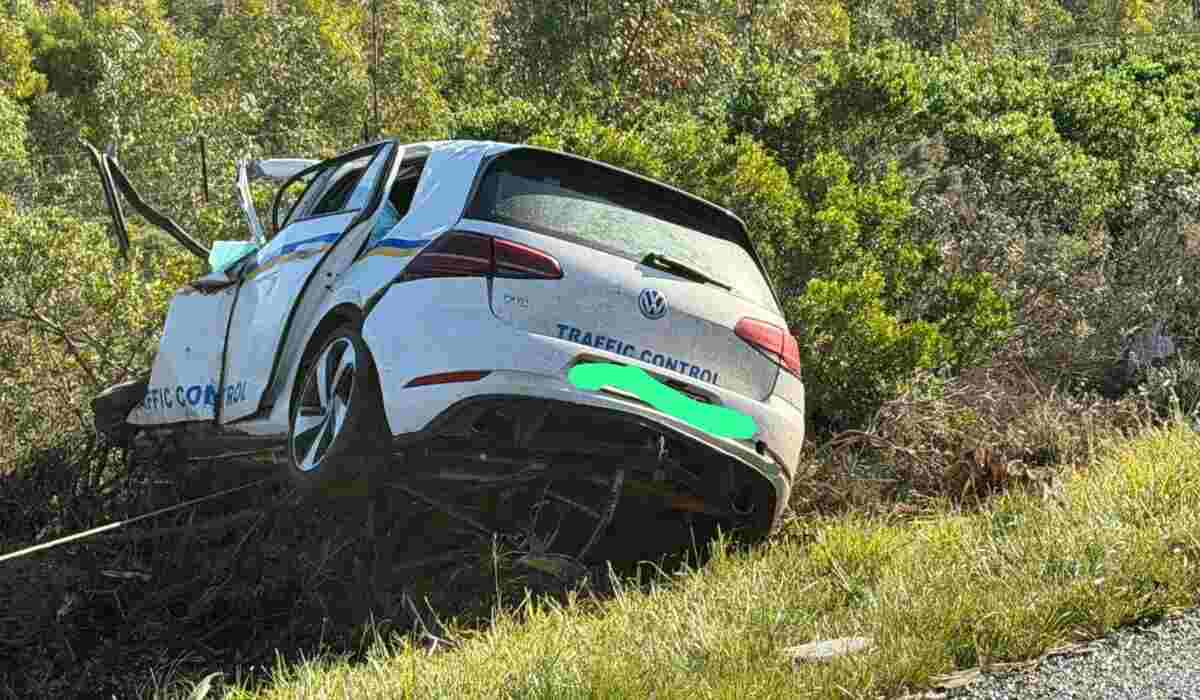 Traffic officer killed in N2 head-on crash near Jeffreys Bay