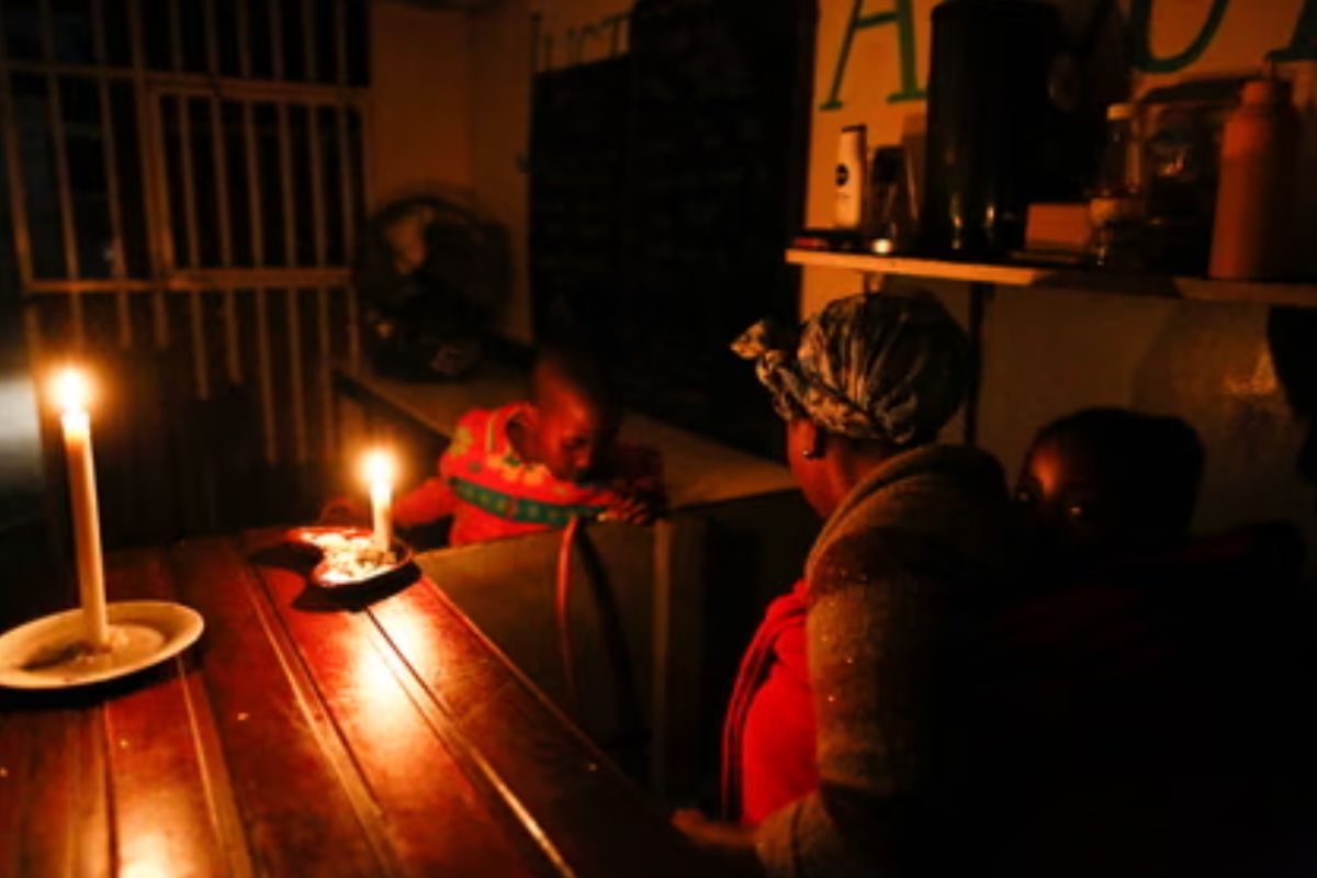 Komani power outage reports disputed by municipality