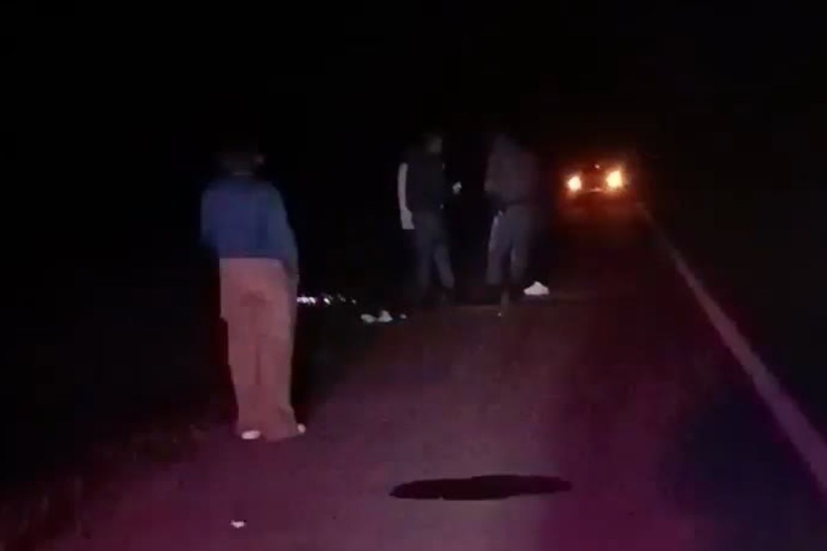 Pedestrian dies after being hit by car outside Komani