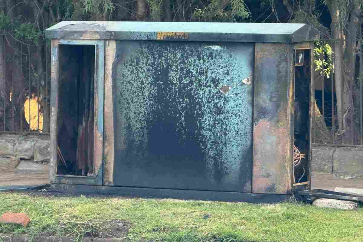 Power outage hits parts of Komani after substation burns