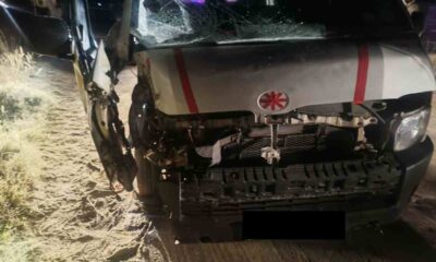 Two injured after taxi crashes into Eskom pole in Tendergate