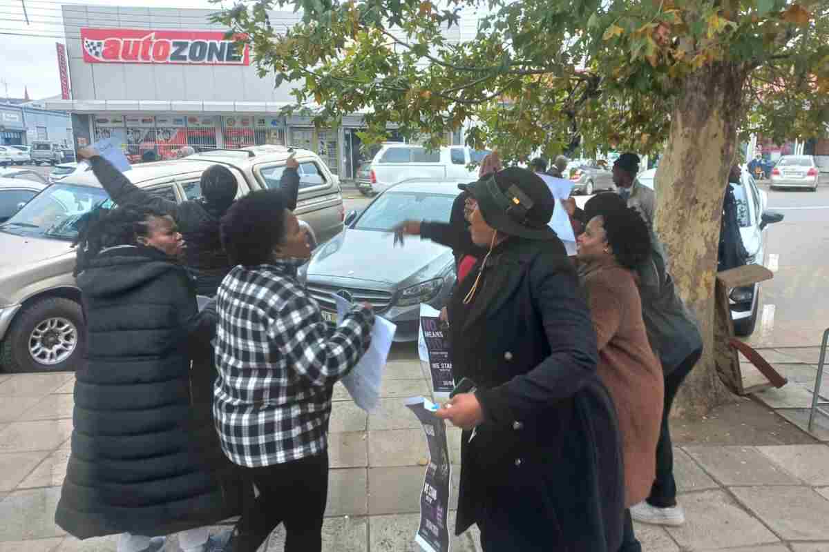 Protesters show support for complainant in Komani court case