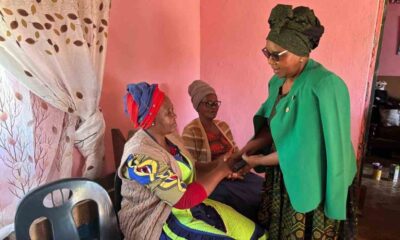 Mayor Visits Bereaved Family After Three Children Die in Fire