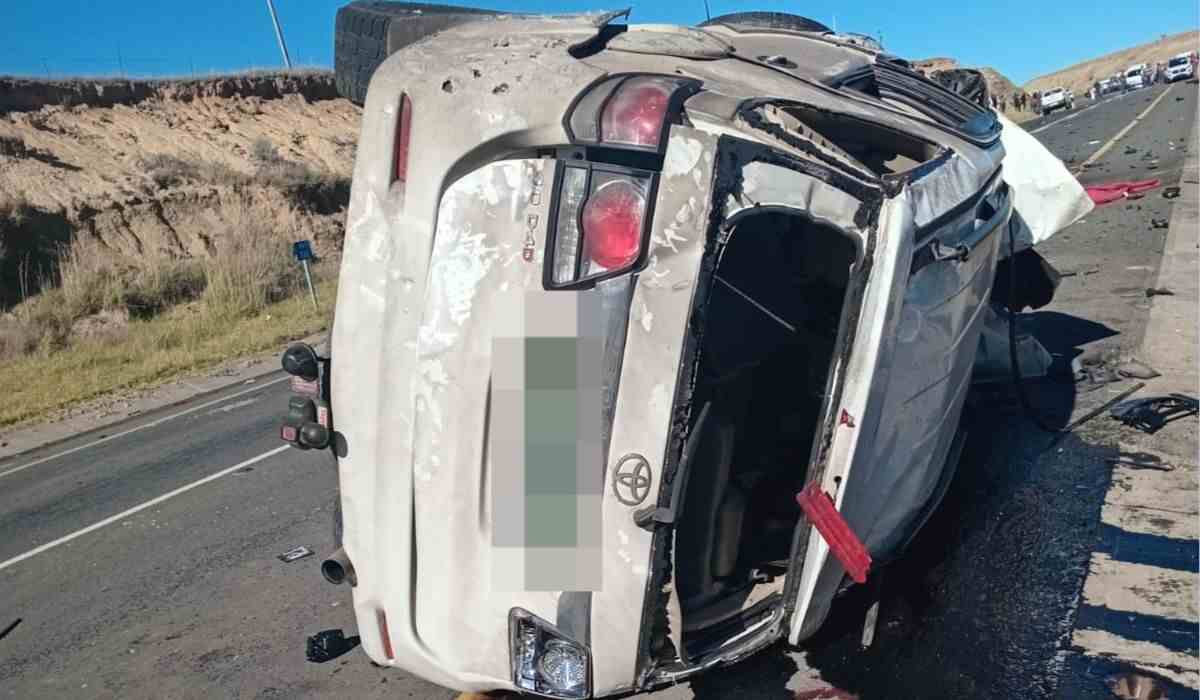 One dead, four injured in head-on crash on R56 near Elliot